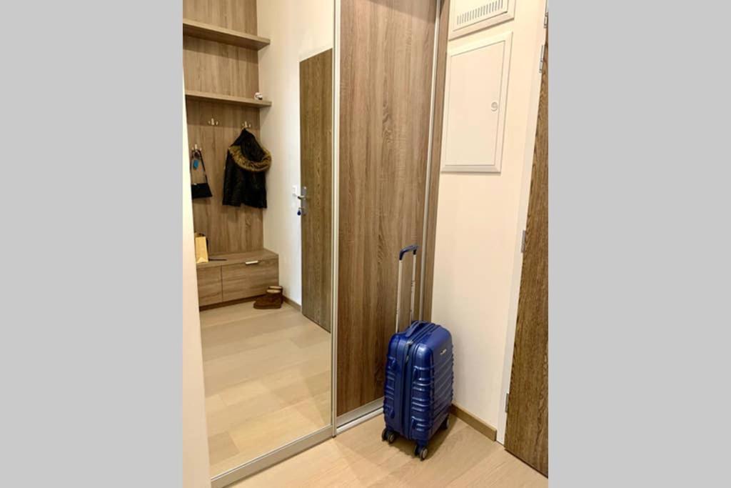 New, Beautiful Apt With Parking In Best Location! Μπρατισλάβα Εξωτερικό φωτογραφία